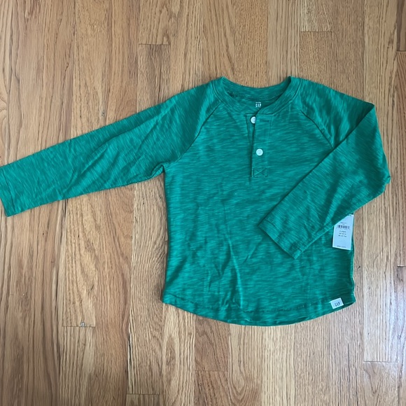 Gap NWT Lot of 2. Heathered Henley Long Sleeve Tees. Green & Light Blue - Picture 8 of 13
